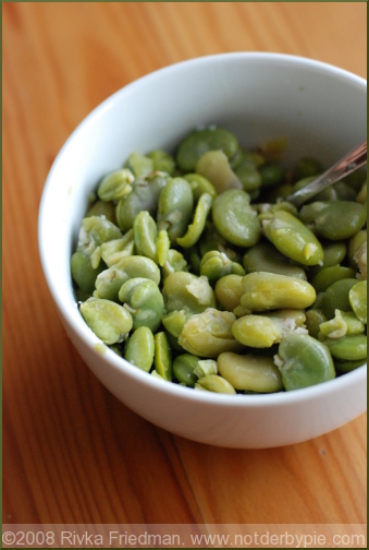 favas favas