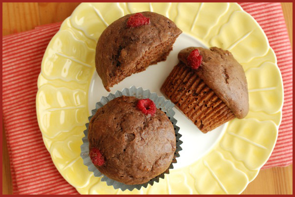 chocolate raspberry muffins 2